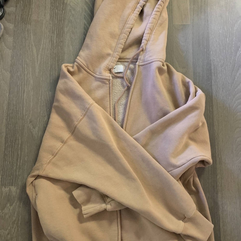 aritzia nude boyfriend zip up hoodie